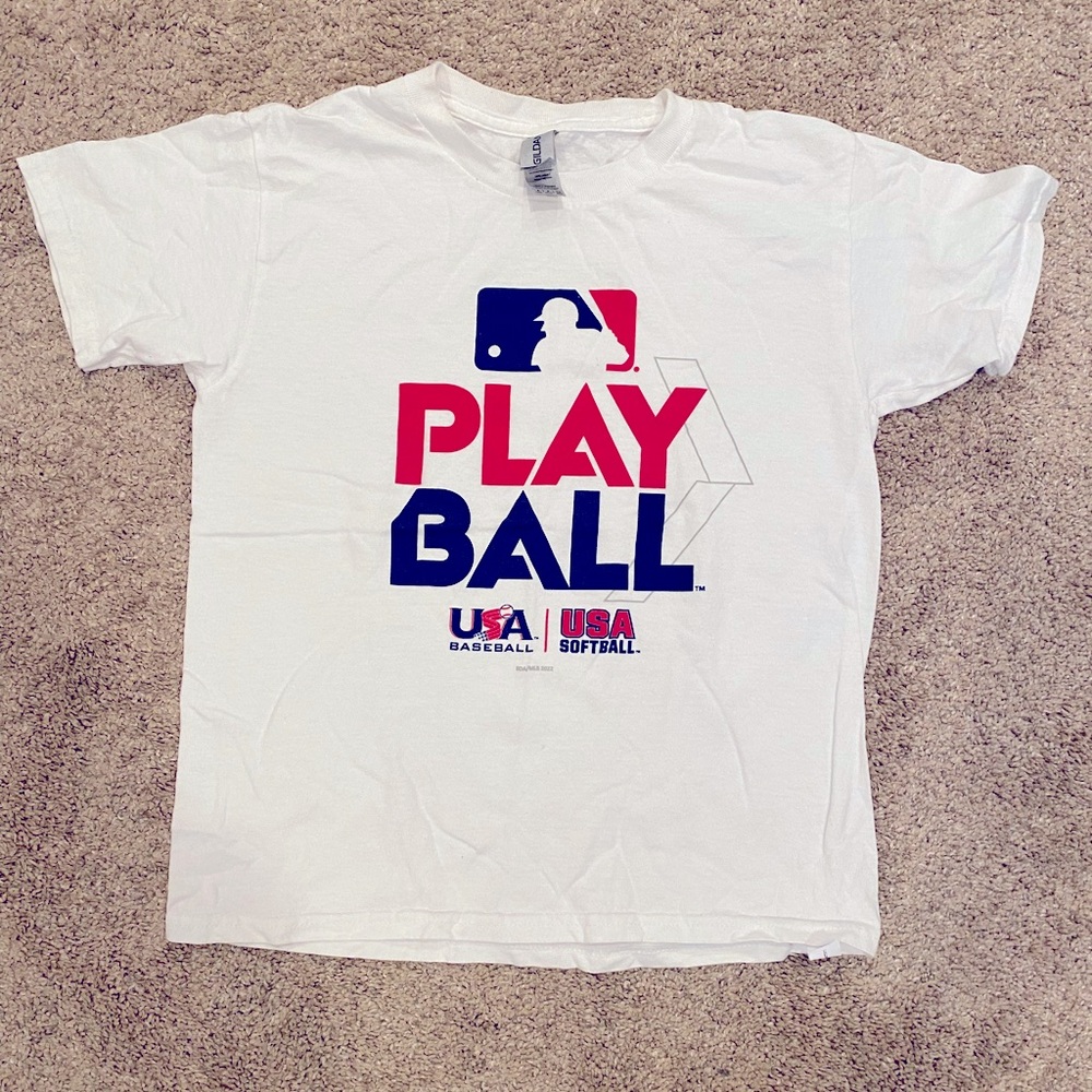 Gildan Kids (Unisex) Size Small Baseball Play Ball ⚾️ White T-Shirt!